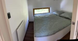 Postel nebo postele na pokoji v ubytování U Králíka, apartmán H, 3 samostatné ložnice - mezonet, 3 vlastní parkovací místa, v klidu, přitom v centru zábavy