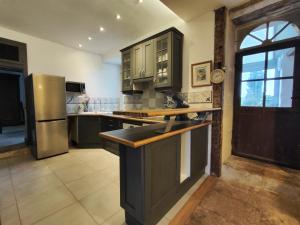 Dapur atau dapur kecil di Gîte entre Loire, Vignobles et Bertranges +7 gambar