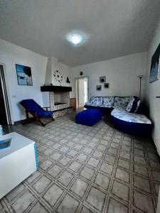 Postel nebo postele na pokoji v ubytování Dora e Franco Apartment treseiseiseiquattroseicinquezeroottozero