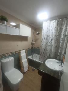 Kúpeľňa v ubytovaní Apartamento familiar
