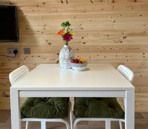 Μια τηλεόραση ή/και κέντρο ψυχαγωγίας στο Plumgrove Pod Easkey