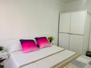 Postel nebo postele na pokoji v ubytování Cosy Private Room + 1 fotografie