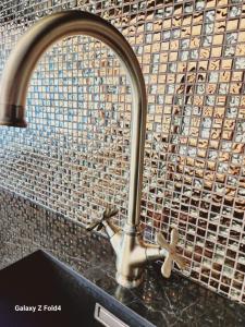 Fotografia z galérie ubytovania Ekskluzywny Apartament GOLD Gardenia Dziwnów z widokiem na morze trzecie piętro 1 pokojowy EPapartamenty v destinácii Dziwnów