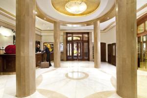 Vstupní hala nebo recepce v ubytování Hotel Astoria