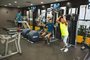 Das Fitnesscenter und/oder die Fitnesseinrichtungen in der Unterkunft Catalonia Yucatan Beach - All Inclusive