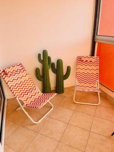 תמונה מהגלריה של Nest with sea view in Antibes באנטיב +2 תמונות