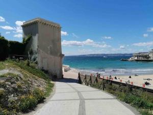 Fotografia z galérie ubytovania Magnifique appartement T4, plage des Catalans v destinácii Marseille
