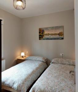Posteľ alebo postele v izbe v ubytovaní Habitación en apartamento con zonas comunes compartida H2