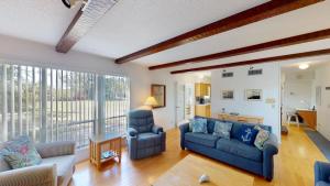 Prostor za sedenje u objektu ATLANTIC TABBY home