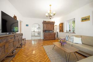 TV a/nebo společenská místnost v ubytování Casa Bellavista