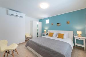 Postel nebo postele na pokoji v ubytování House Potirna + 37 fotografií
