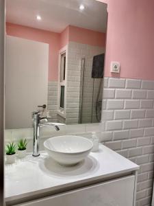 A bathroom at Xuloss Apartments 2
