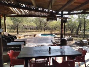 Бассейн в 4609 Ratel или поблизости