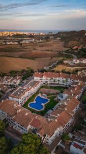 Widok z lotu ptaka na obiekt Apartamento moderno y acogedor cerca del mar