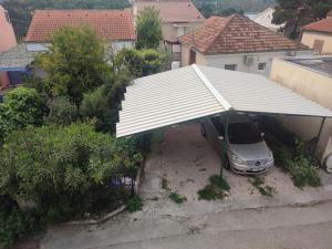 Budova, kde se apartmán nachází