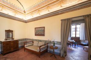 Istumisnurk majutusasutuses Delcorto Suites