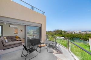 Gallery image of Tsatos Luxury Residence in Kremasti