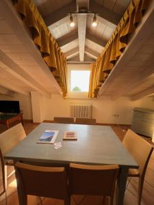 Zdjęcie z galerii obiektu Studio Apartments Baia Azzurra 7 w orbole