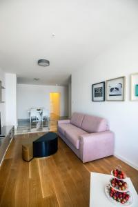 Χώρος καθιστικού στο Sea view Royal Apartments Tre Canne +65 φωτογραφίες