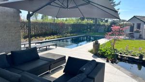 Bazén v ubytování Ikigai B&B - wellness nebo v jeho okolí