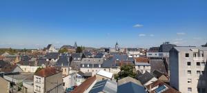 Výhľad na mesto Bourges alebo výhľad na mesto priamo z apartmánu