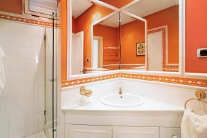 A bathroom at Vcv Bungalow Belda