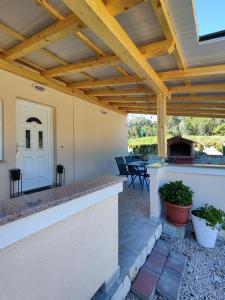 Afbeelding uit fotogalerij van Apartmani "Sandro" Gonar in Rab