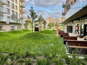 Vonkajšia záhrada v ubytovaní Wileńska Express Apartment