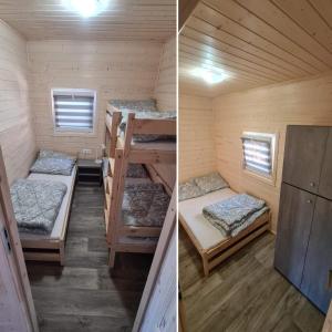 2 fotos de una habitación pequeña con literas en NOWE Domki letniskowe Pod Sosenką- 4min od morza! Wicie, en Wicie