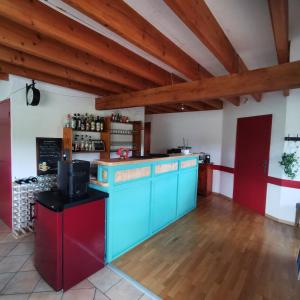 Lounge nebo bar v ubytování Auberge du Précontent