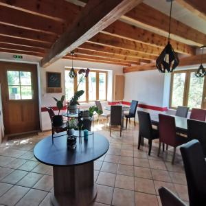 Posezení v ubytování Auberge du Précontent