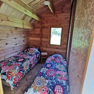 Postel nebo postele na pokoji v ubytování Auberge du Précontent