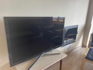 TV a/nebo společenská místnost v ubytování Vista Fraile- Atico en la Costa Cálida