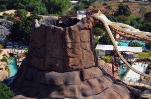 Spazzio Di Roma e parque Acqua Park-Splash内部或周边的泳池