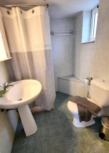 Kúpeľňa v ubytovaní Stelios Studios Sougia