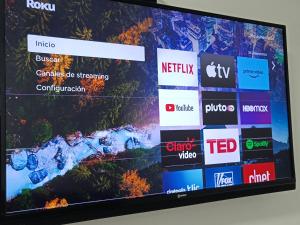 TV a/nebo společenská místnost v ubytování Room 5 Star Miraflores