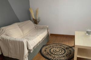 Posteľ alebo postele v izbe v ubytovaní Duplex à Monteux centre, 5 couchages distincts, LOCAL VELOS