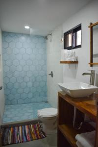 Bagno di Blue Window Boutique Villas Hotel