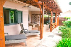 Gallery image of Villa Le Colonial Zen - T4 à 5 mn Aéroport in Sainte-Marie