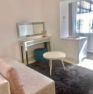 Gallery image of Q-Panzió in Tata