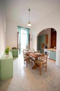 Billede fra billedgalleriet på Alloggio in palazzina stile Liberty Fronte Mare i Nettuno