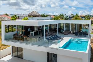 Sundlaugin á Villa Wahoo eða í nágrenninu