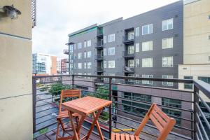 Balkón nebo terasa v ubytování Mountain View 1BR w Pool Gym Spa nr Apple SFO-280