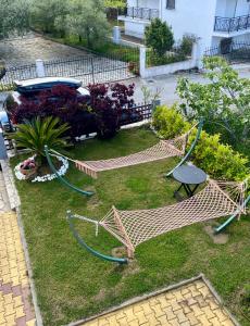 an aerial view of a hammock in a garden at JASMINE STUDIOS POTOS in Potos