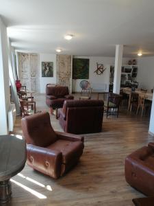 Posedenie v ubytovaní logement entier spacieux et confortable à 1 h de Paris