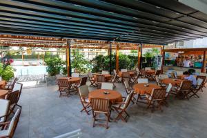 Restaurace v ubytování 6 Milje Hotel