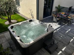 Fotografie z fotogalerie ubytování Apartments Villa 19 v destinaci Podstrana