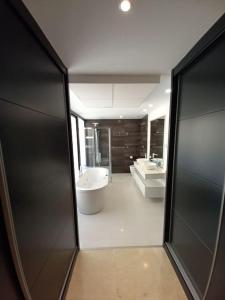 Fotografie z fotogalerie ubytování Luxury Penthouse, Private Pool & Jacuzzi - La Cala v destinaci Mijas Costa