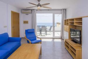 TV a/nebo společenská místnost v ubytování El Horizonte Piscina,Terraza y Vistas
