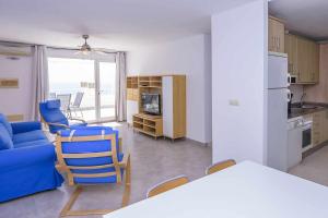 Kuchyň nebo kuchyňský kout v ubytování El Horizonte Piscina,Terraza y Vistas